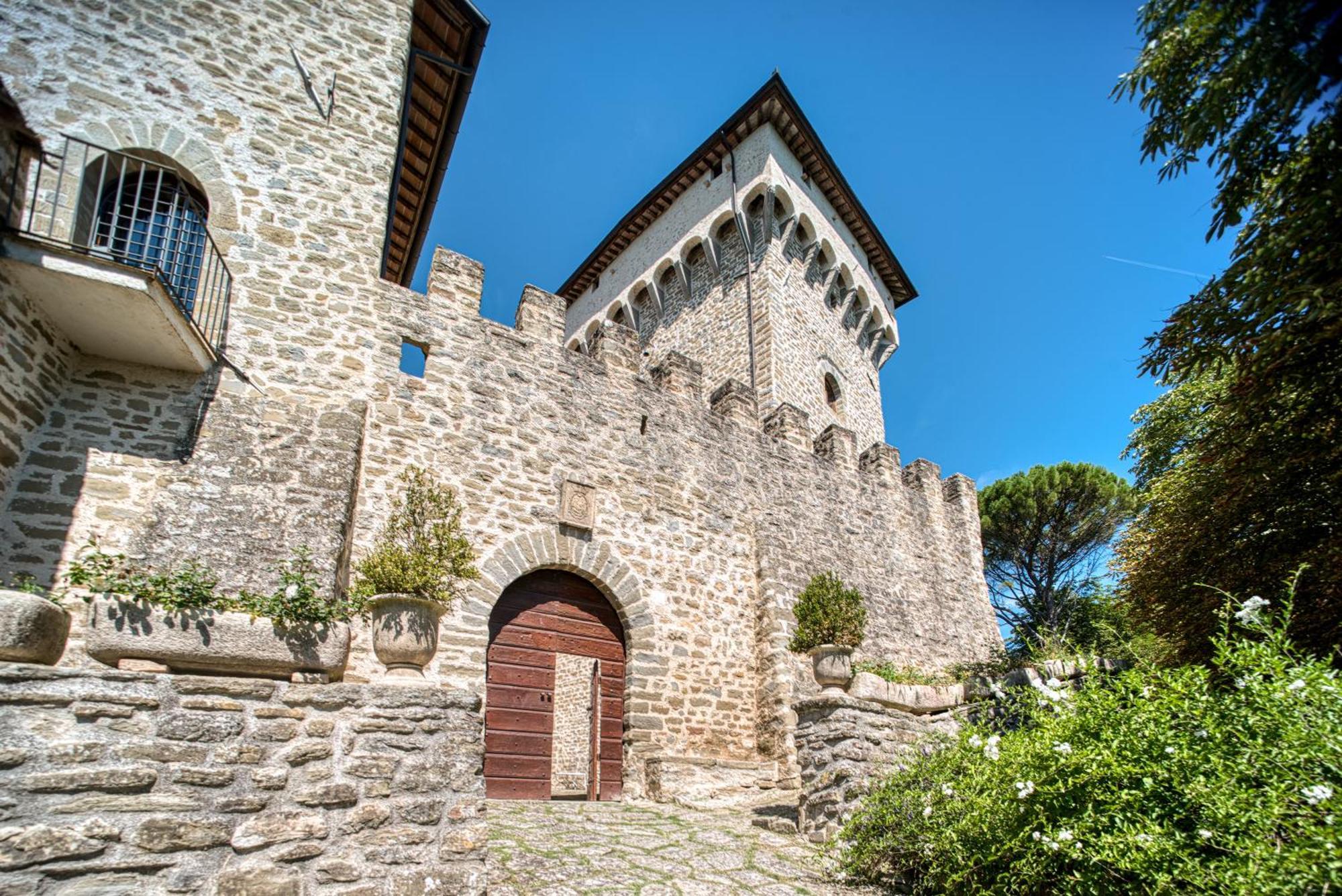 Castello Di Magrano Villa Gubbio Exterior photo