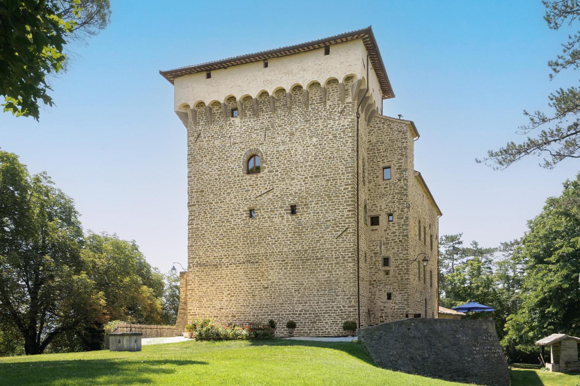 Castello Di Magrano Villa Gubbio Exterior photo